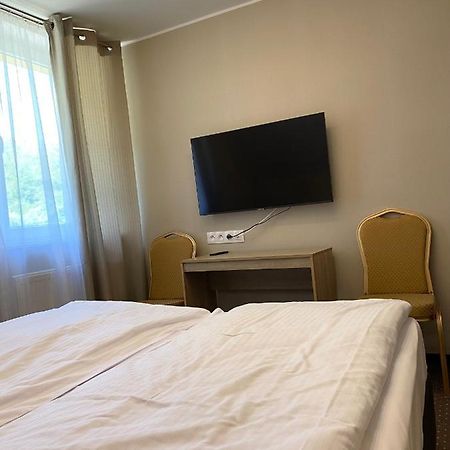 Gracja Bed & Breakfast Warsaw Exterior photo
